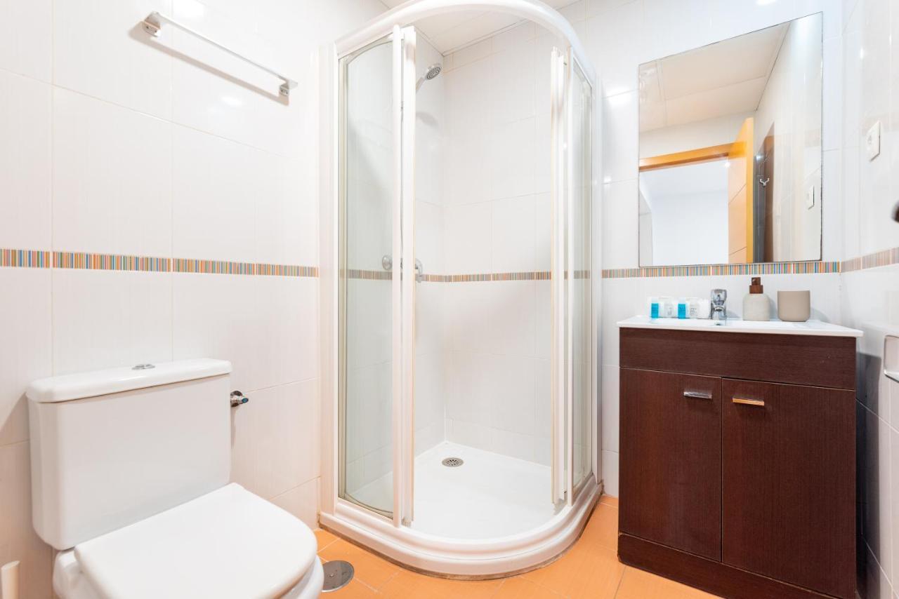 Wintowinrentals Superb New-Look Apartment Málaga Exterior foto